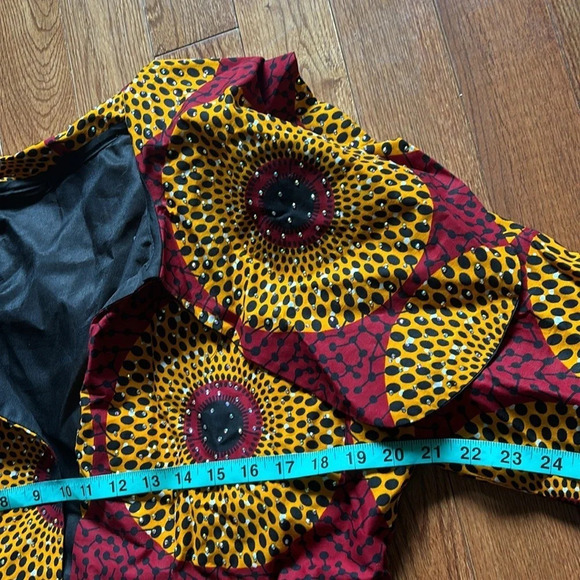 Kweenzyafrik  Vintage Luxury Ankara floral patterned studded cape open jacket S - Picture 7 of 16